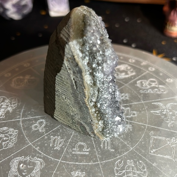Small amethyst cut base - Picture 3 of 5